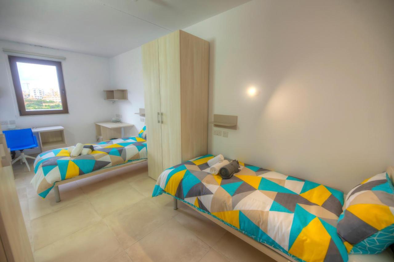 Campus Hub Hostel Msida Exterior photo